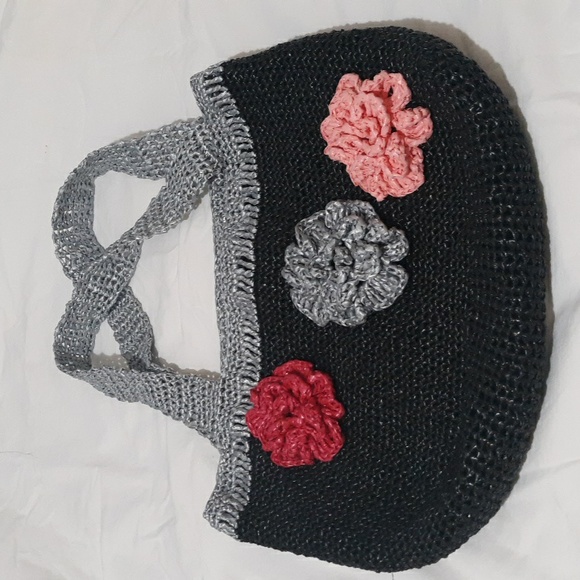 Beautiful crocheted bag 12X17 - Picture 1 of 7